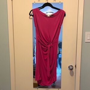 Elegant Pink Sleeveless Dress